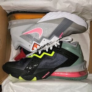 Lebron 18 Low Basketball Sneakers, Space Jam